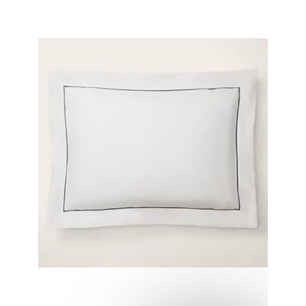 Ralph Lauren Organic Cotton Percale Palmer
Standard Sham in Loft Gray